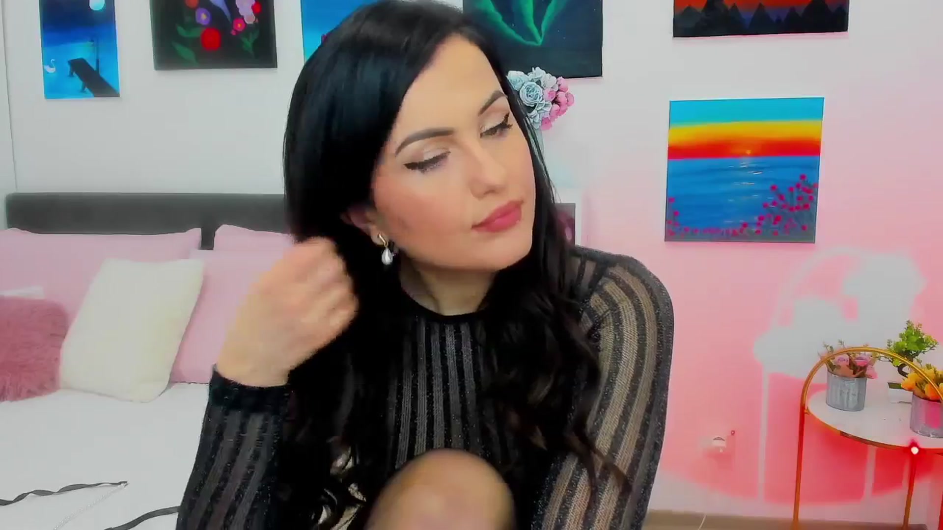 Gallery image thumbnail from Mayaaa's myfreecams stream on, 02/04/2026, 17:49 image 16 of 20