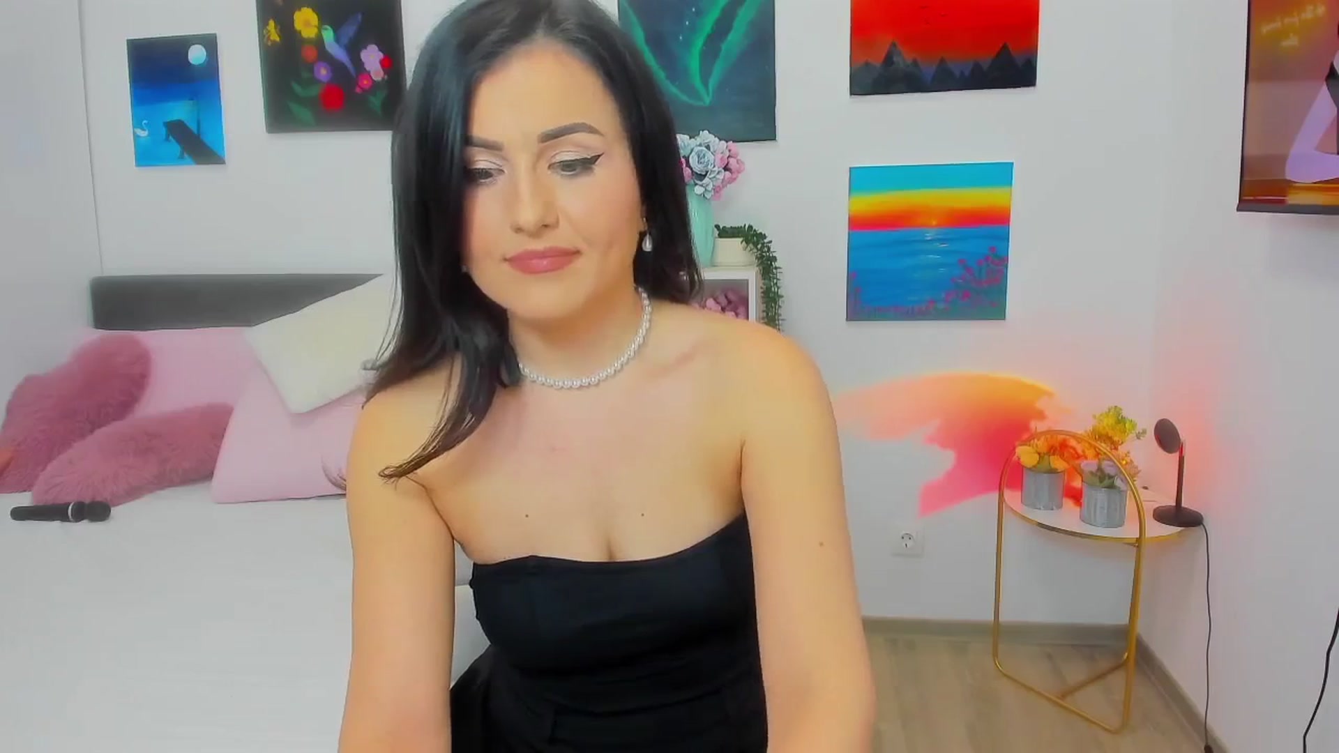 Gallery image thumbnail from Mayaaa's myfreecams stream on, 02/06/2026, 18:16 image 7 of 20