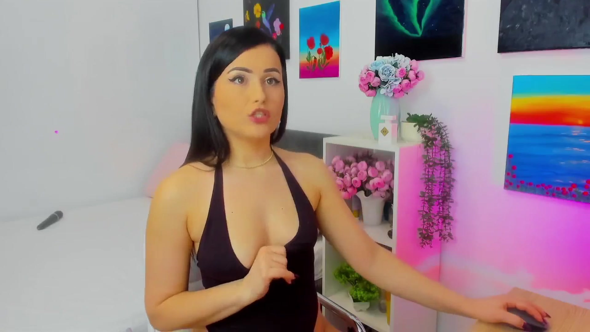 Gallery image thumbnail from Mayaaa's myfreecams stream on, 02/13/2026, 19:40 image 13 of 20