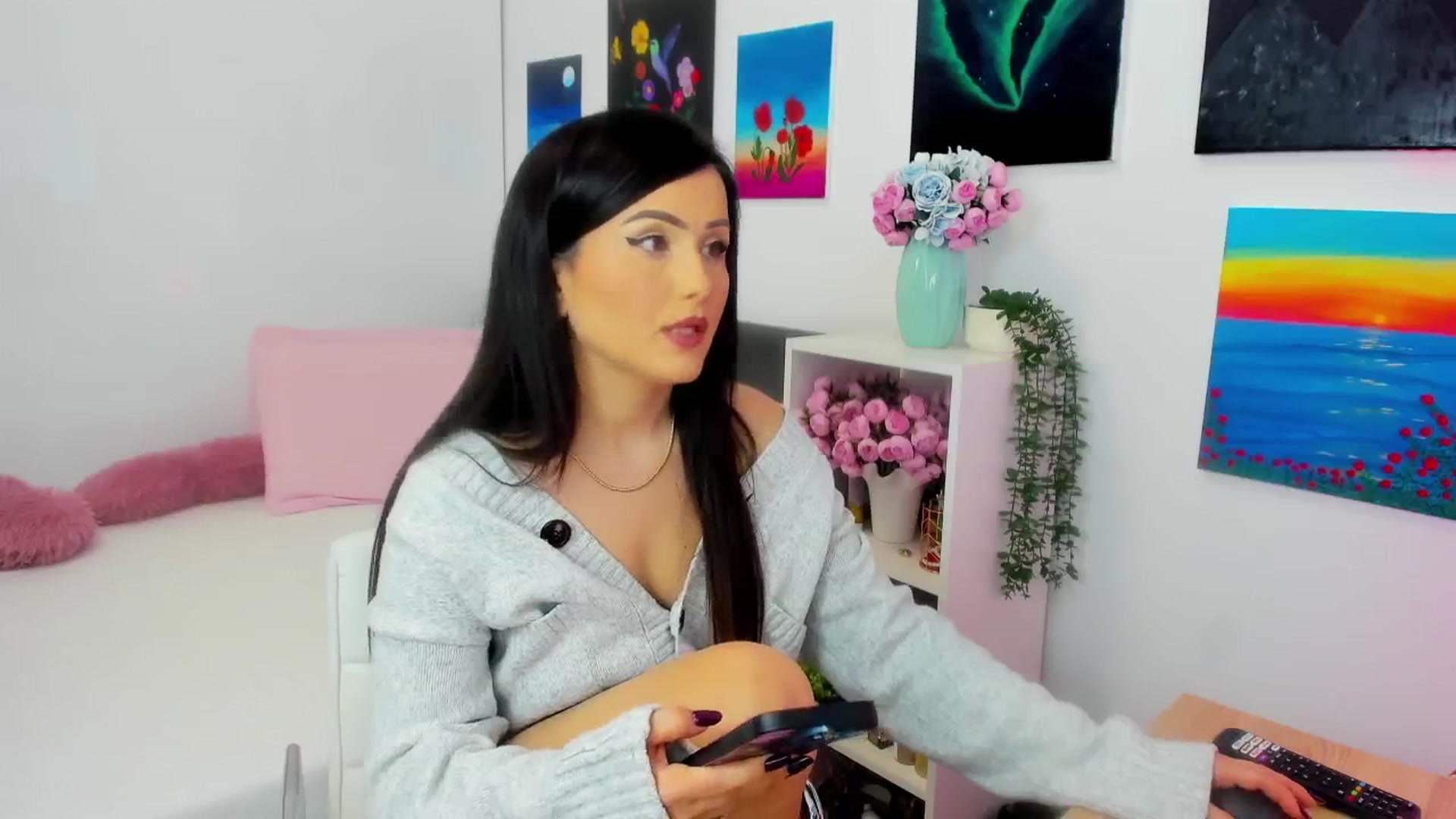 Gallery image thumbnail from Mayaaa's myfreecams stream on, 02/25/2026, 16:41 image 17 of 20