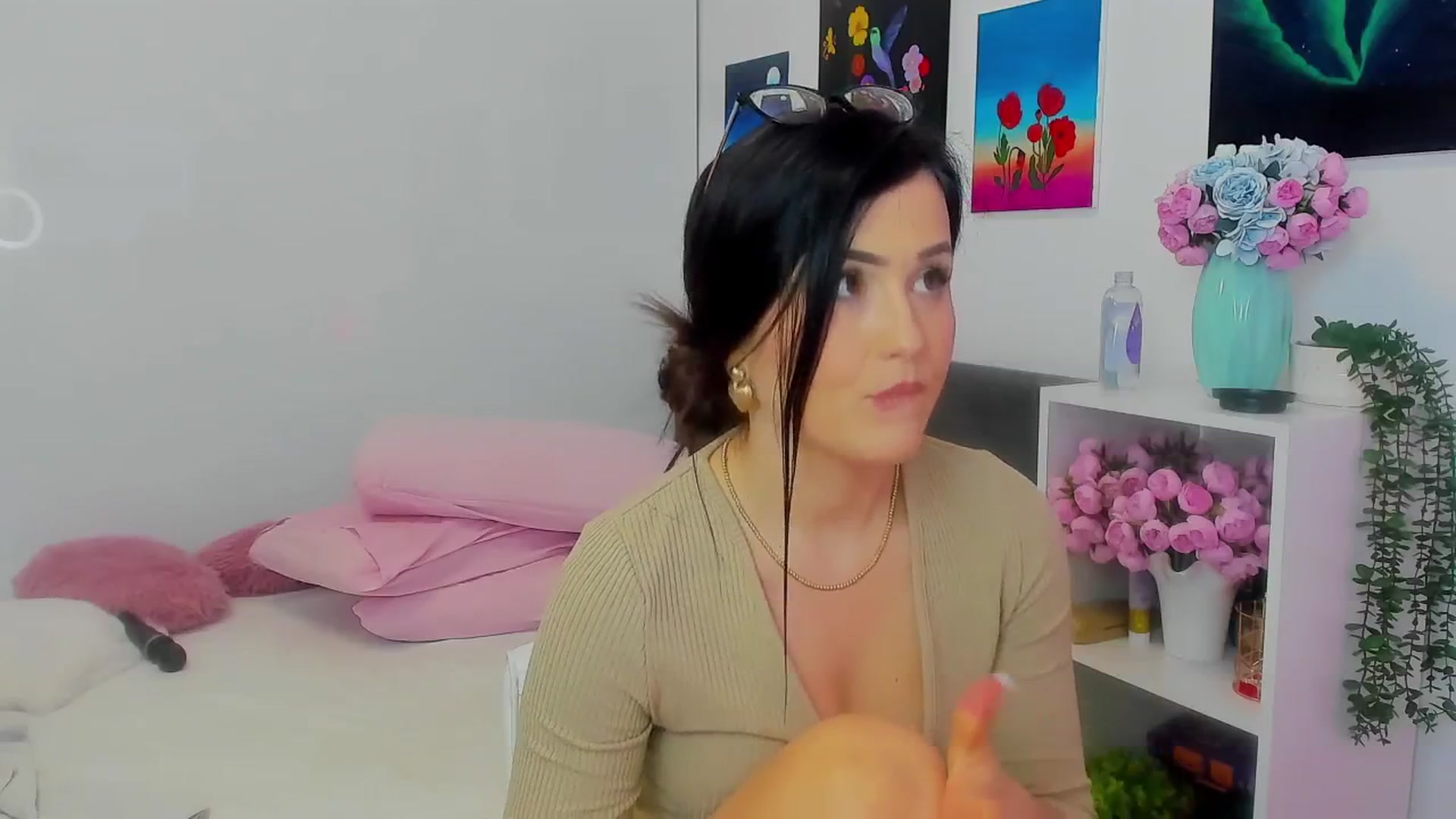 Gallery image thumbnail from Mayaaa's myfreecams stream on, 02/26/2026, 17:43 image 19 of 20