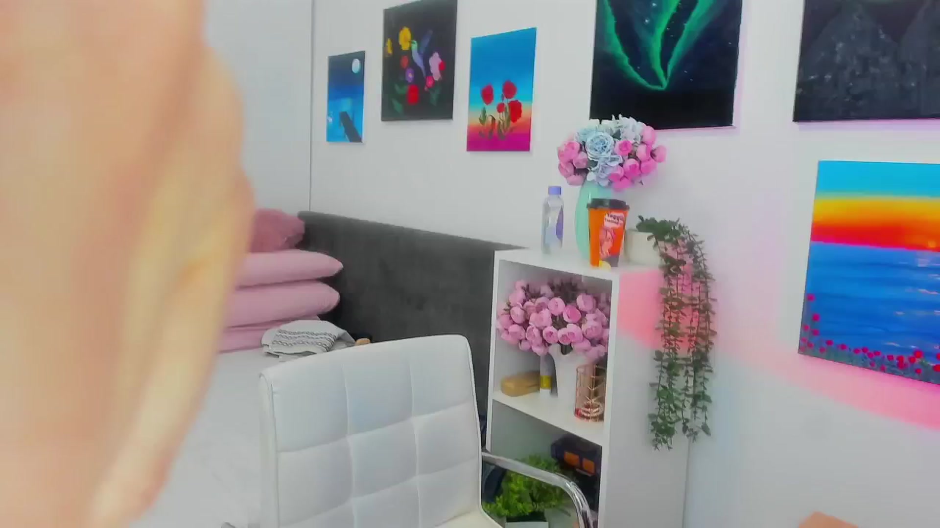 Gallery image thumbnail from Mayaaa's myfreecams stream on, 02/27/2026, 17:52 image 4 of 20