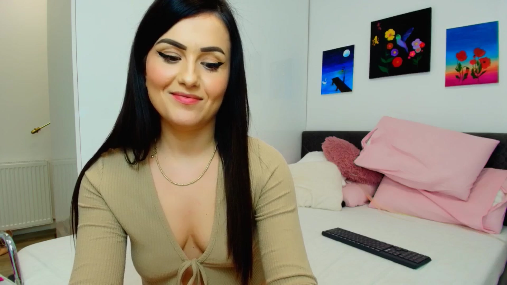 Gallery image thumbnail from Mayaaa's myfreecams stream on, 03/04/2026, 21:06 image 17 of 20