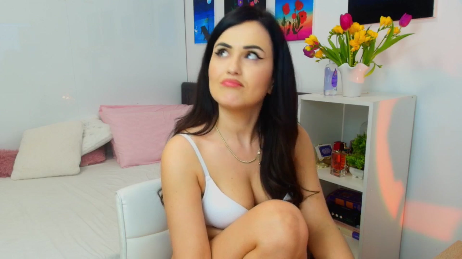 Gallery image thumbnail from Mayaaa's myfreecams stream on, 03/06/2026, 19:39 image 12 of 20