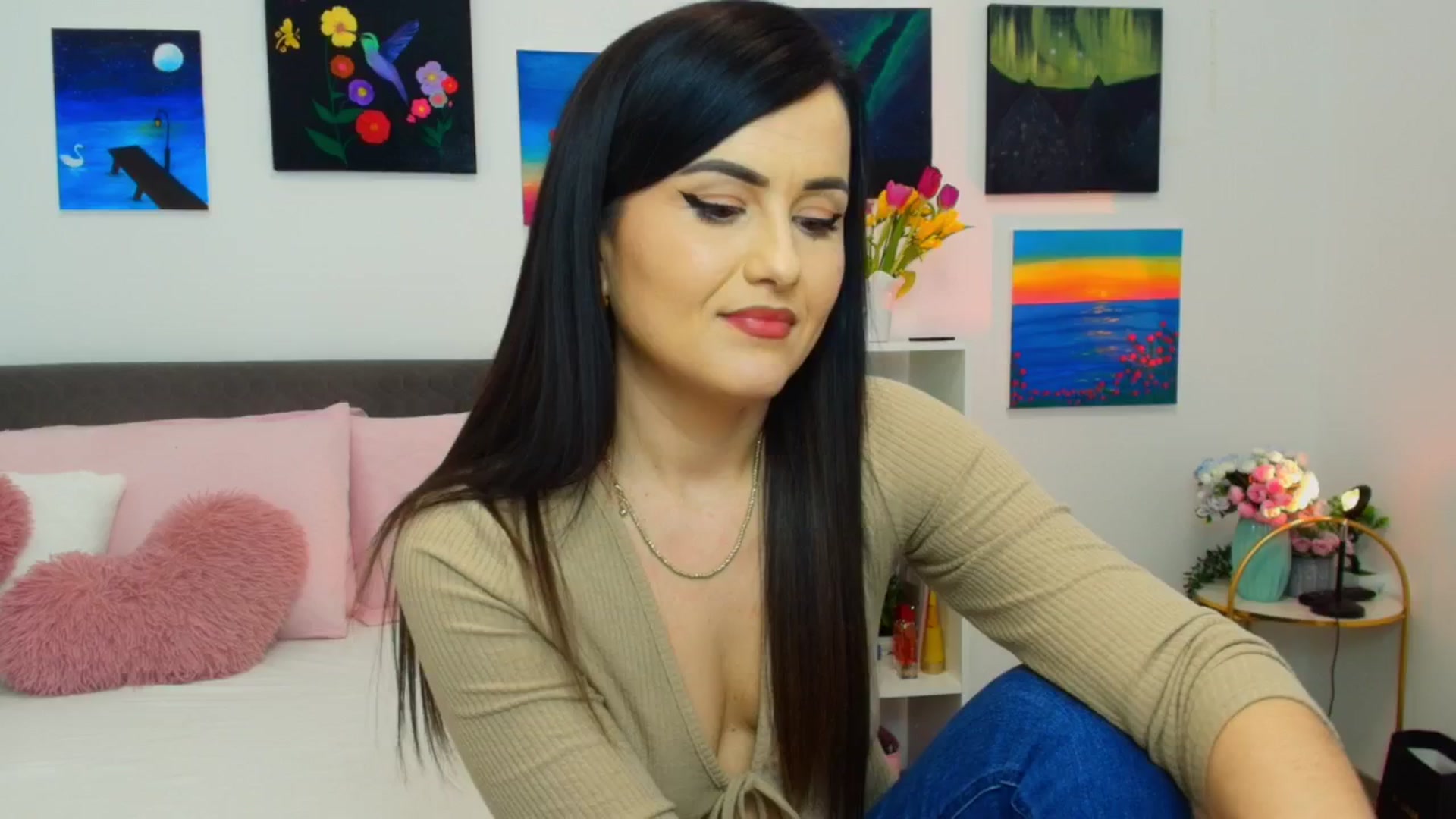 Gallery image thumbnail from Mayaaa's myfreecams stream on, 03/07/2026, 17:25 image 1 of 20
