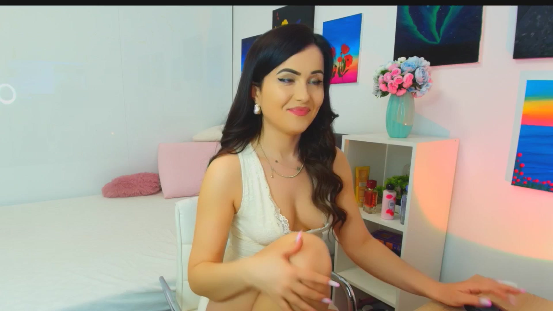 Gallery image thumbnail from Mayaaa's myfreecams stream on, 04/04/2026, 13:00 image 10 of 20