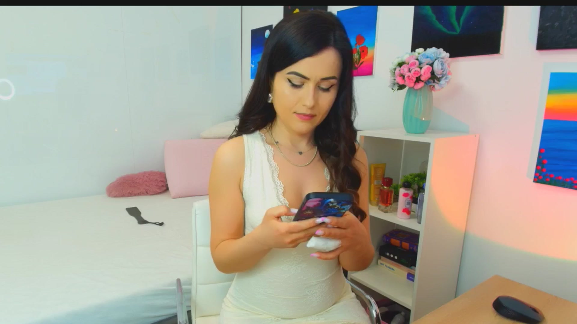 Gallery image thumbnail from Mayaaa's myfreecams stream on, 04/04/2026, 13:00 image 20 of 20