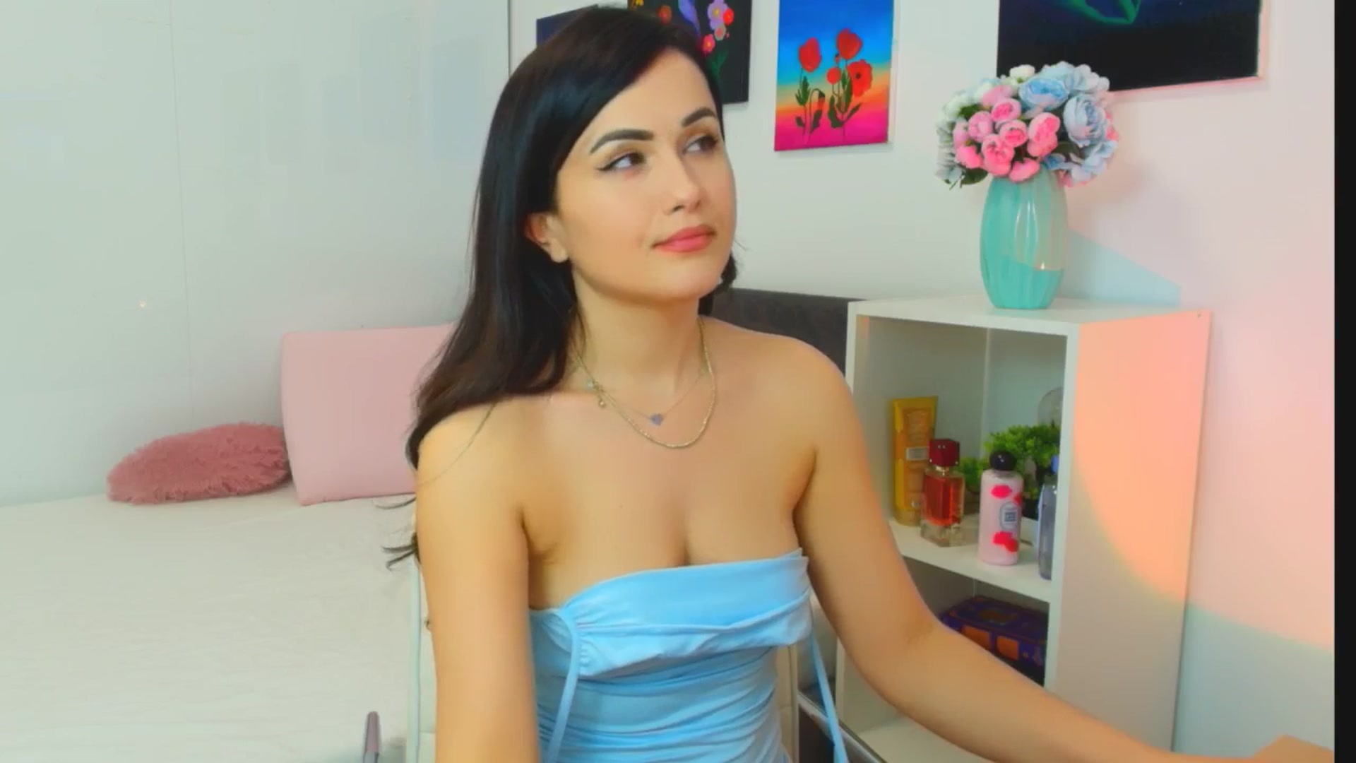 Gallery image thumbnail from Mayaaa's myfreecams stream on, 04/05/2026, 14:09 image 14 of 20