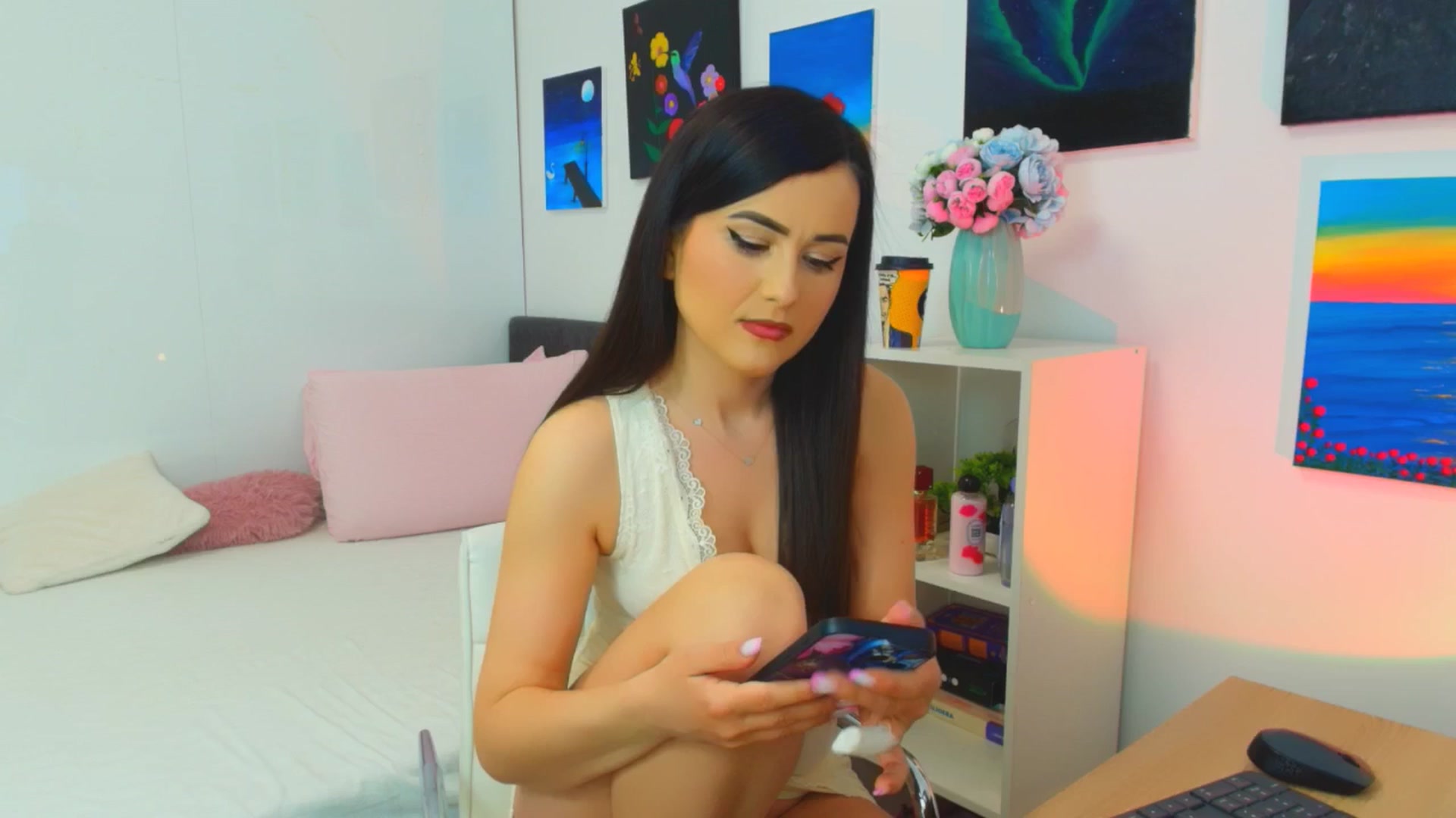 Gallery image thumbnail from Mayaaa's myfreecams stream on, 04/09/2026, 05:02 image 10 of 20