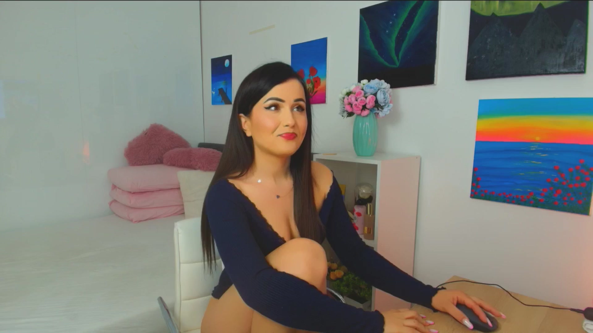 Gallery image thumbnail from Mayaaa's myfreecams stream on, 04/11/2026, 11:35 image 1 of 20