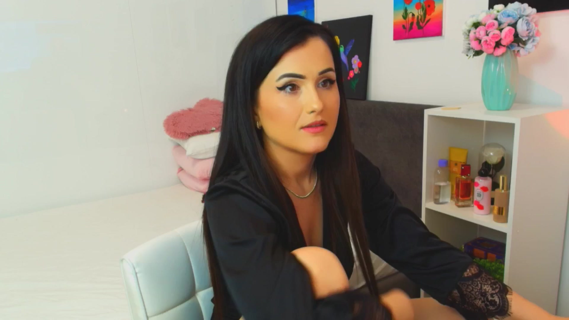Gallery image thumbnail from Mayaaa's myfreecams stream on, 04/19/2026, 16:59 image 20 of 20
