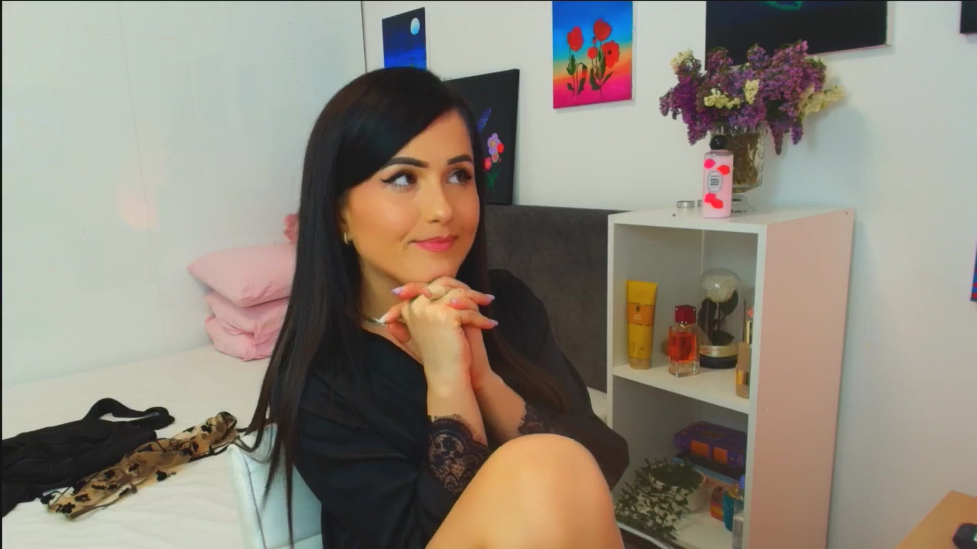 Gallery image thumbnail from Mayaaa's myfreecams stream on, 04/25/2026, 16:57 image 18 of 20