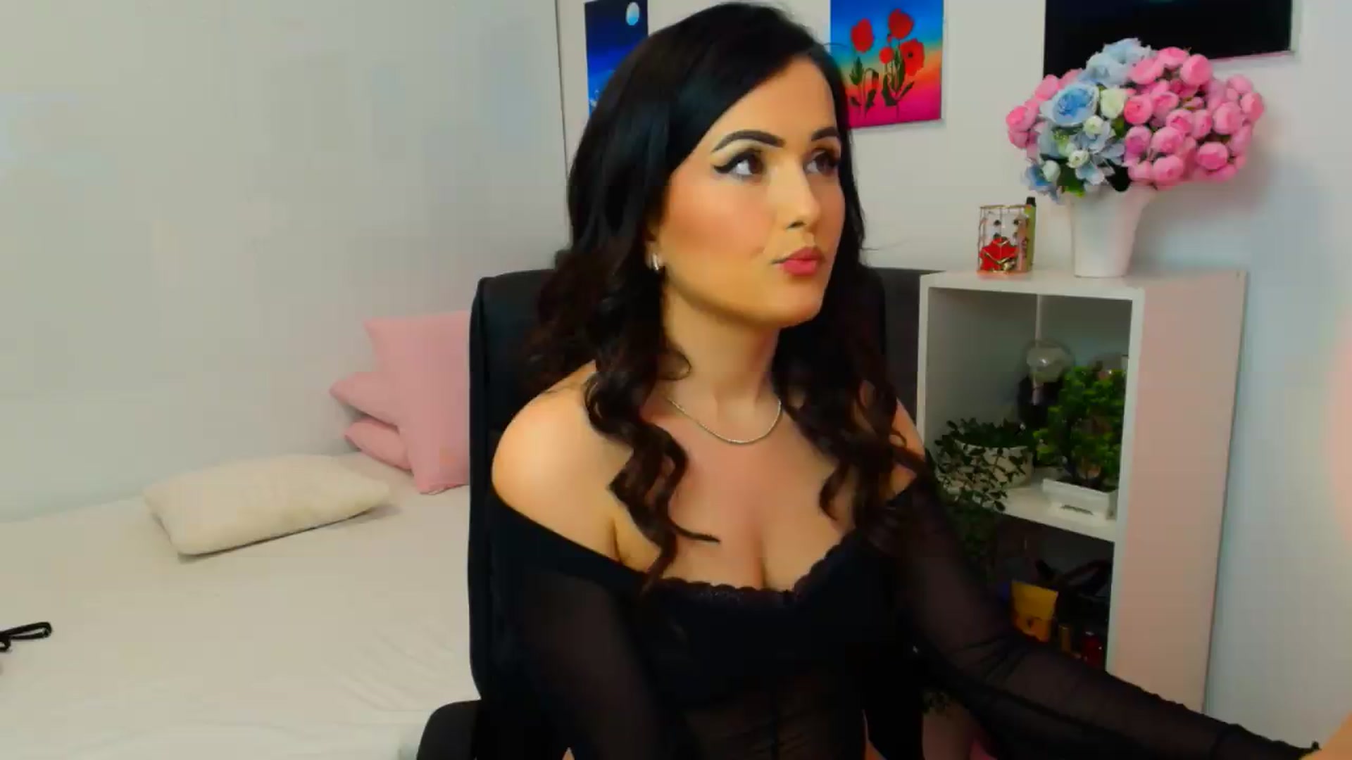 Gallery image thumbnail from Mayaaa's myfreecams stream on, 05/08/2026, 14:47 image 12 of 20