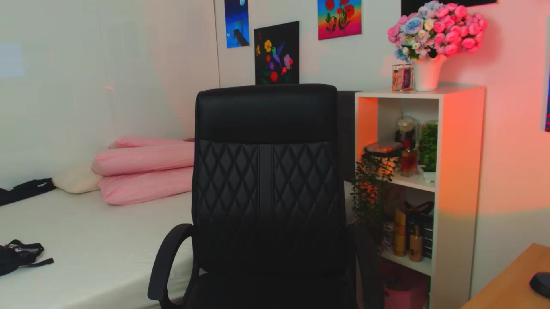 Gallery image thumbnail from Mayaaa's myfreecams stream on, 05/10/2026, 13:36 image 19 of 20