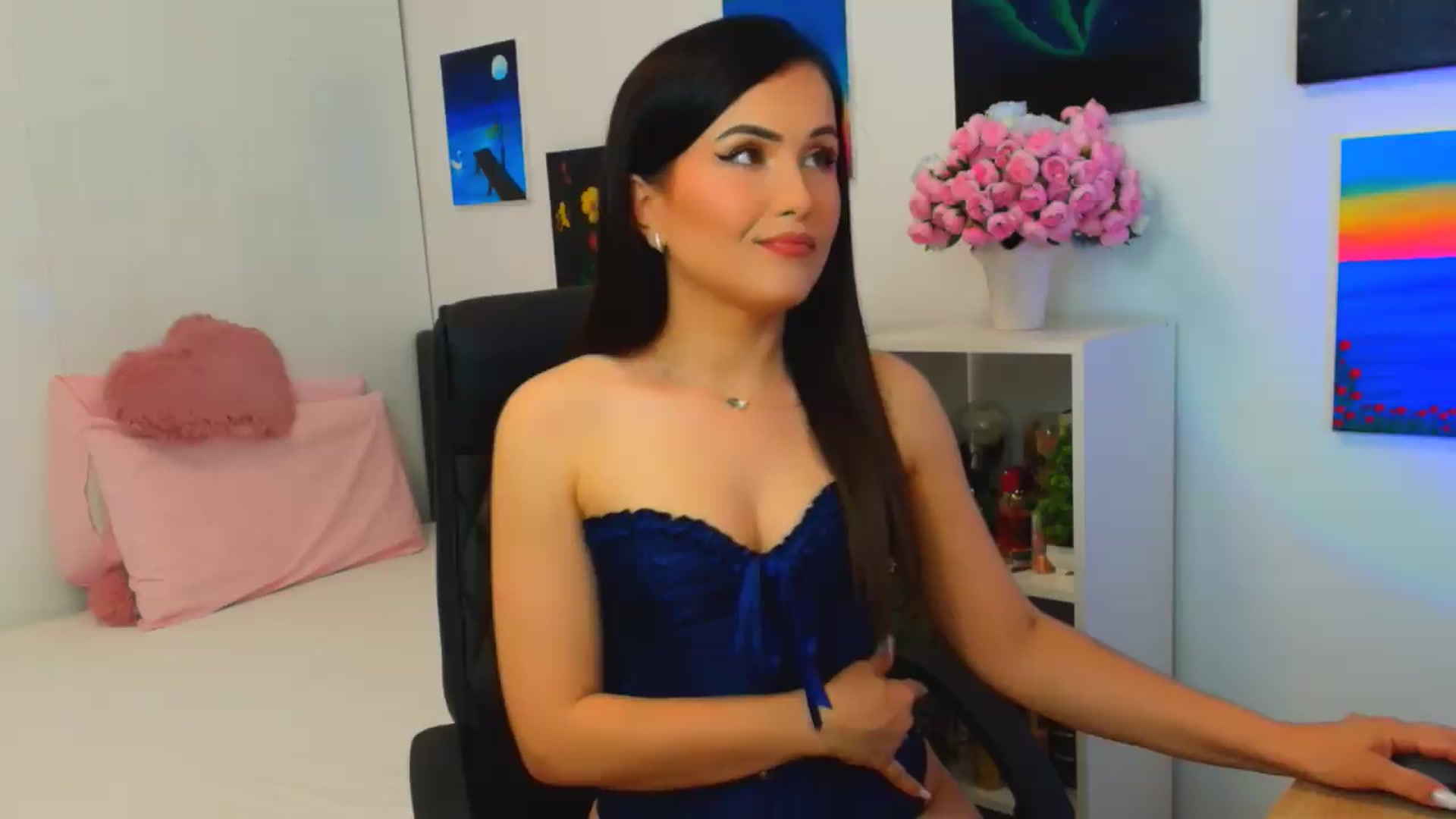 Gallery image thumbnail from Mayaaa's myfreecams stream on, 06/05/2026, 14:04 image 1 of 20