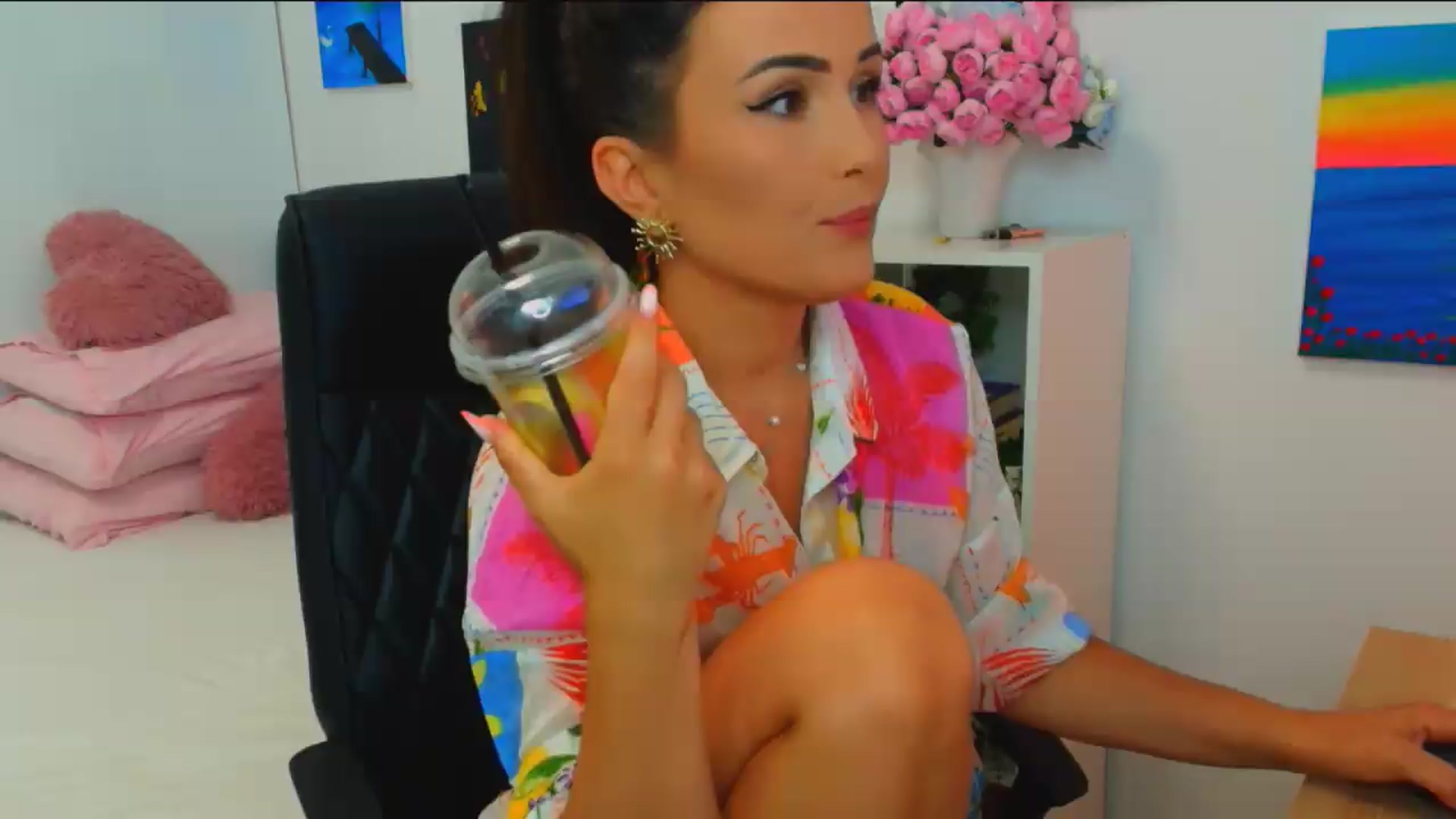Gallery image thumbnail from Mayaaa's myfreecams stream on, 06/28/2026, 14:11 image 5 of 20