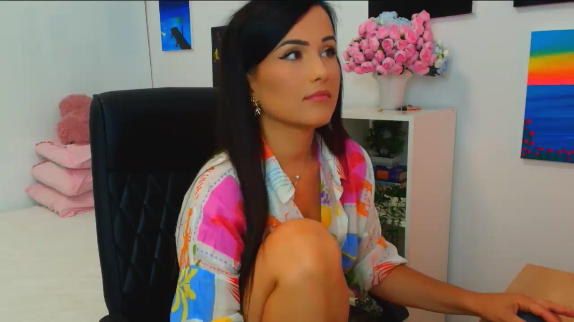 Gallery image thumbnail from Mayaaa's myfreecams stream on, 06/28/2026, 14:11 image 17 of 20