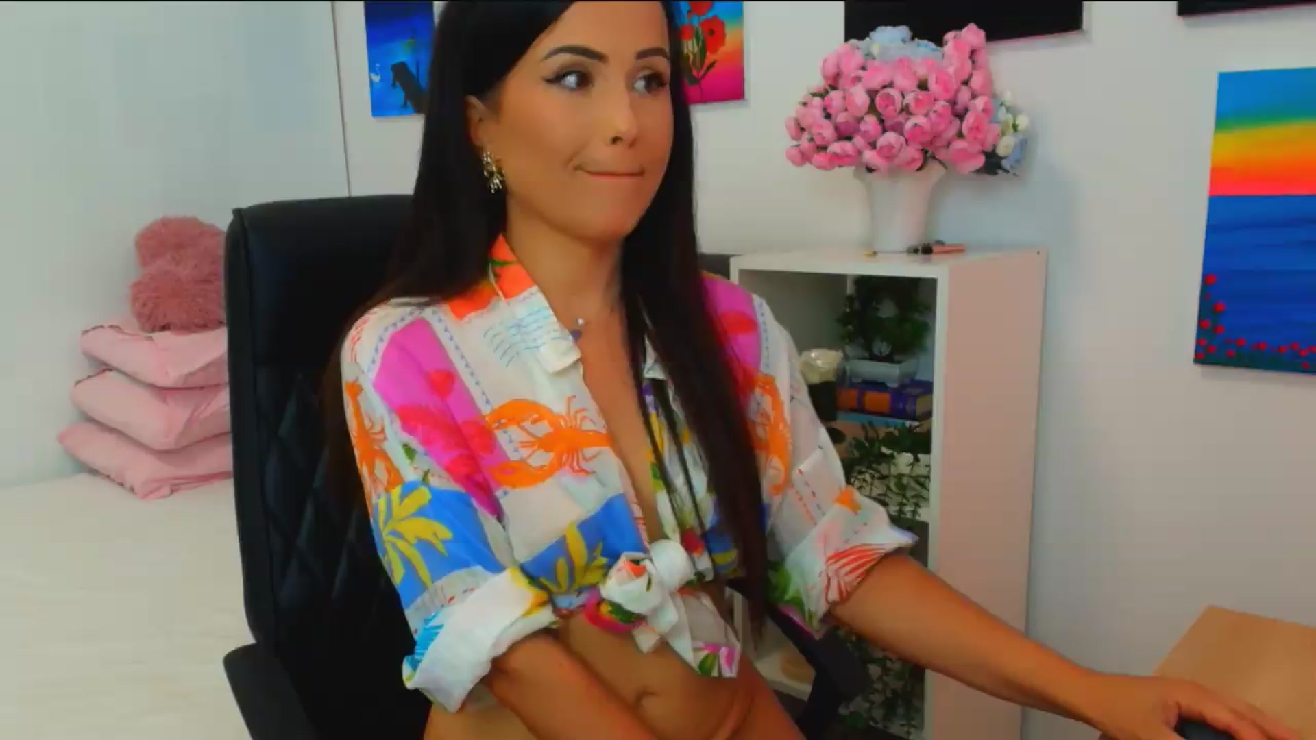 Gallery image thumbnail from Mayaaa's myfreecams stream on, 06/28/2026, 14:11 image 12 of 20