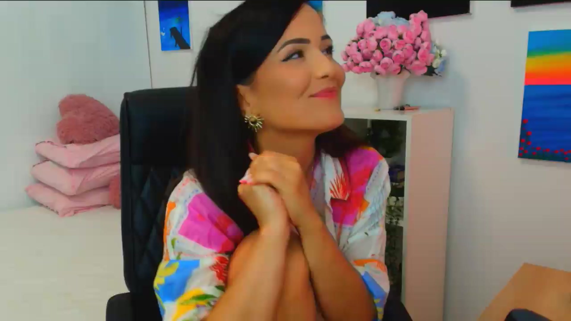 Gallery image thumbnail from Mayaaa's myfreecams stream on, 06/28/2026, 14:11 image 16 of 20