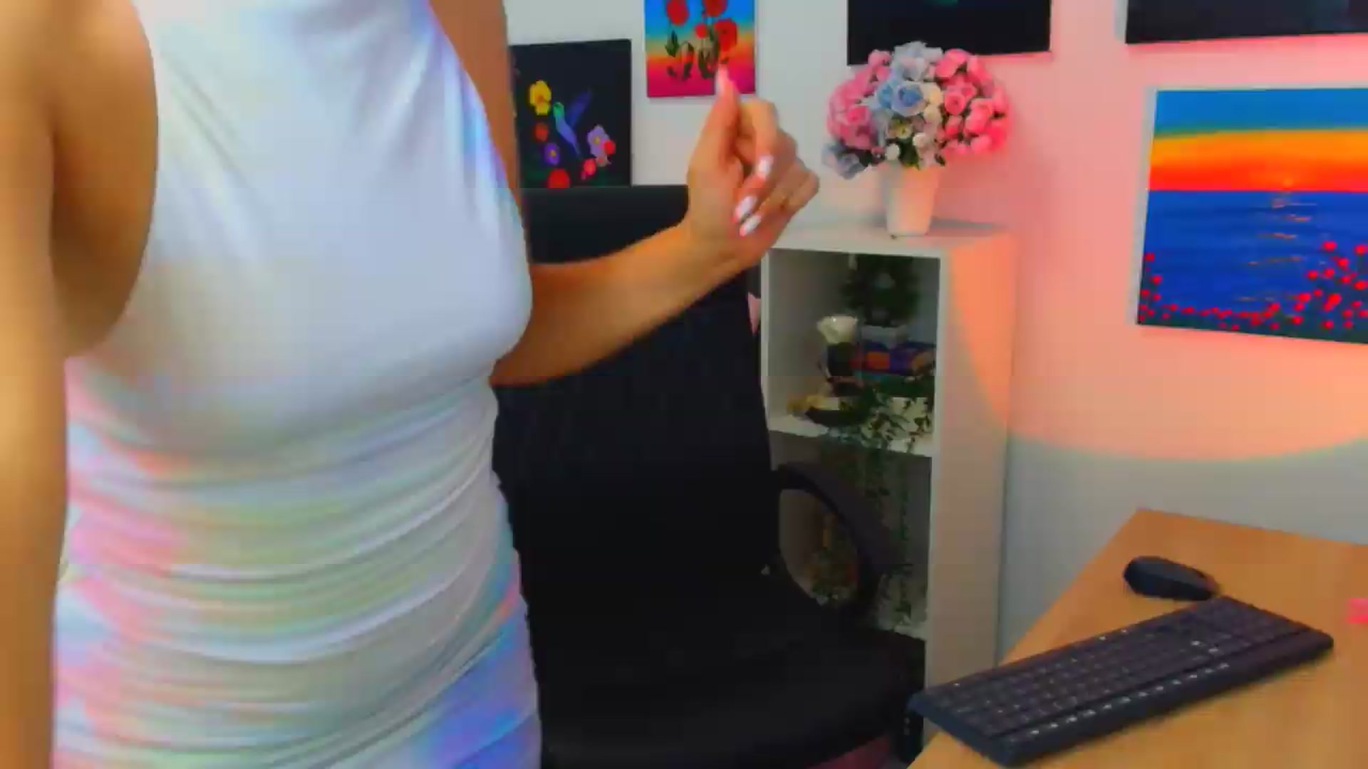 Gallery image thumbnail from Mayaaa's myfreecams stream on, 07/05/2026, 13:19 image 5 of 20