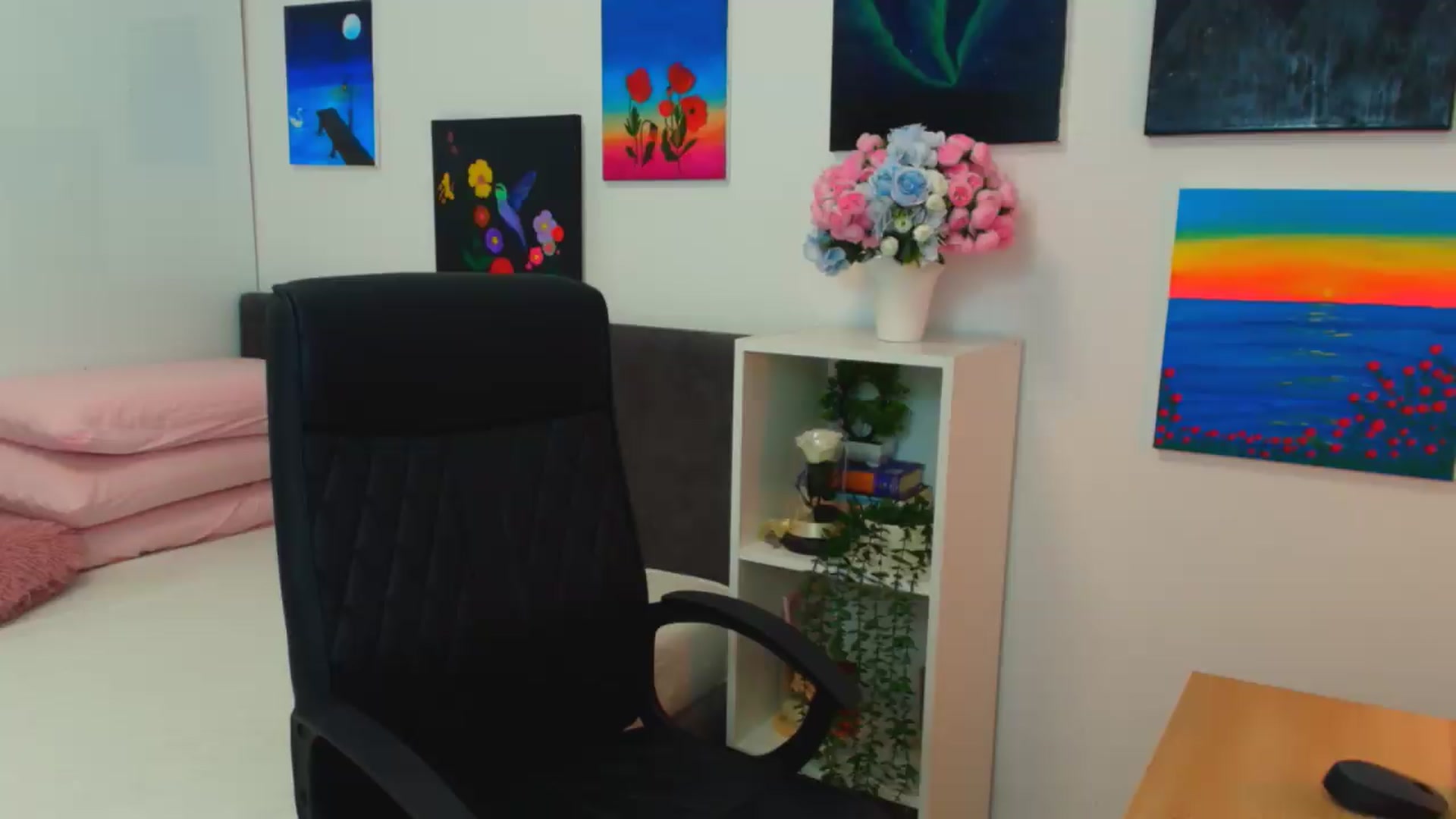 Gallery image thumbnail from Mayaaa's myfreecams stream on, 07/08/2026, 16:19 image 12 of 20