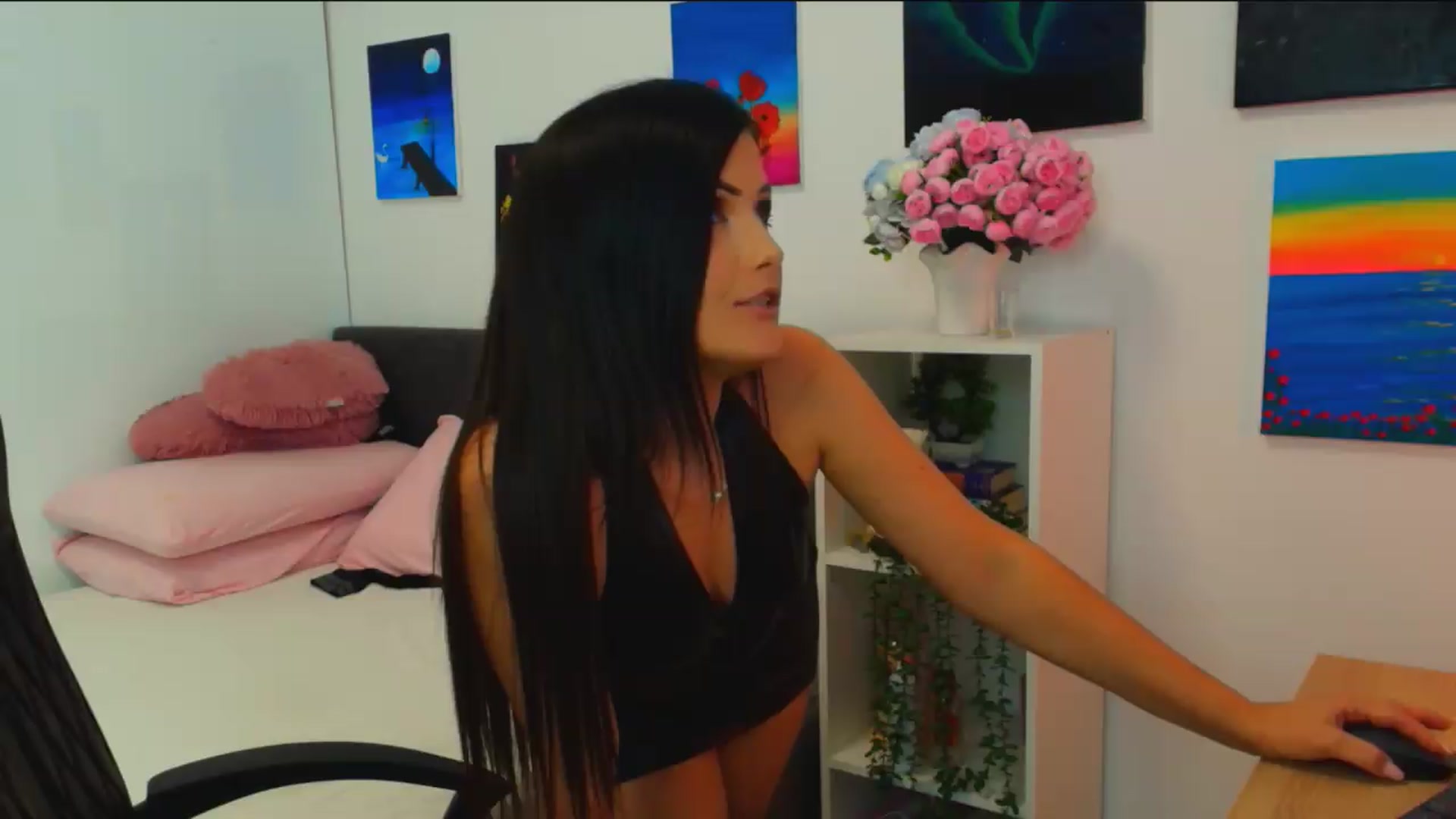 Gallery image thumbnail from Mayaaa's myfreecams stream on, 07/14/2026, 18:21 image 13 of 20