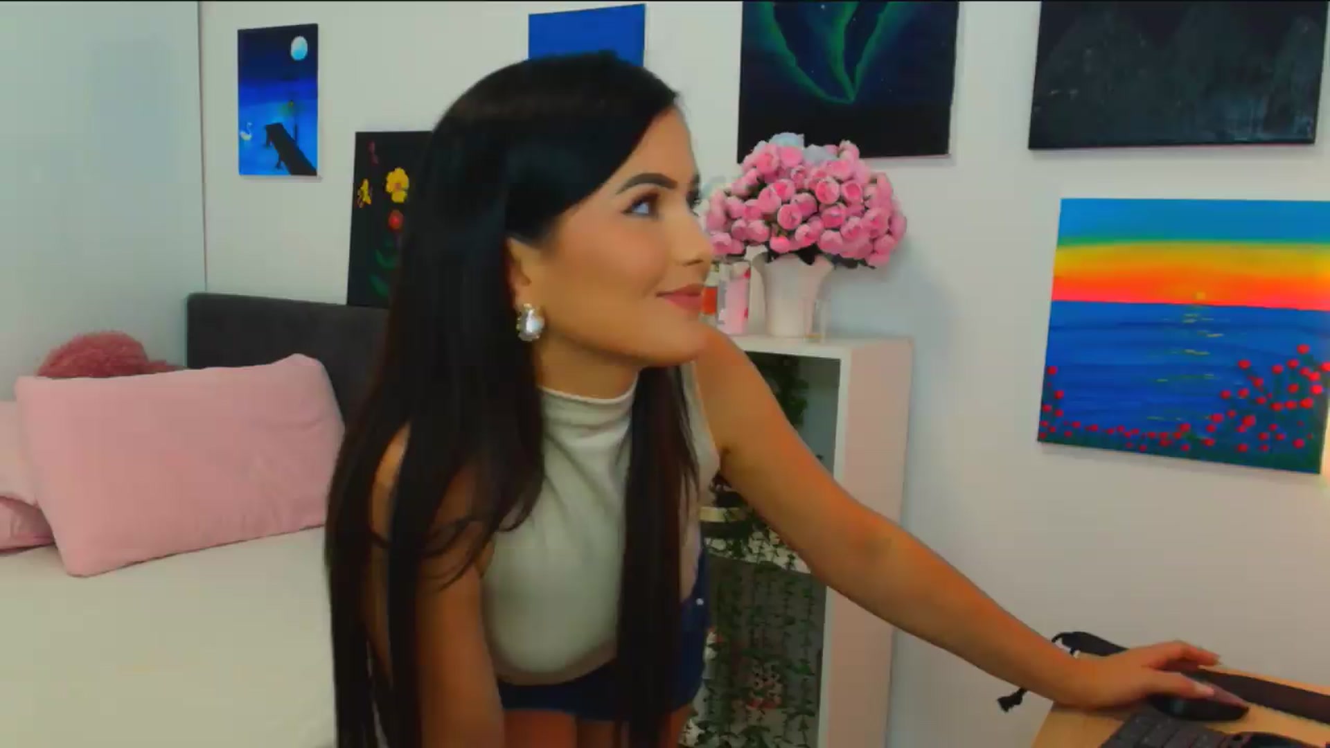 Gallery image thumbnail from Mayaaa's myfreecams stream on, 07/24/2026, 14:55 image 16 of 20