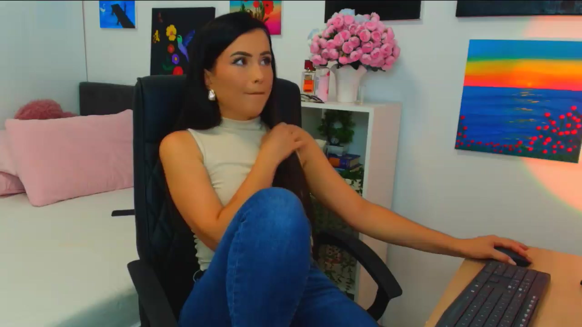 Gallery image thumbnail from Mayaaa's myfreecams stream on, 07/24/2026, 14:55 image 1 of 20