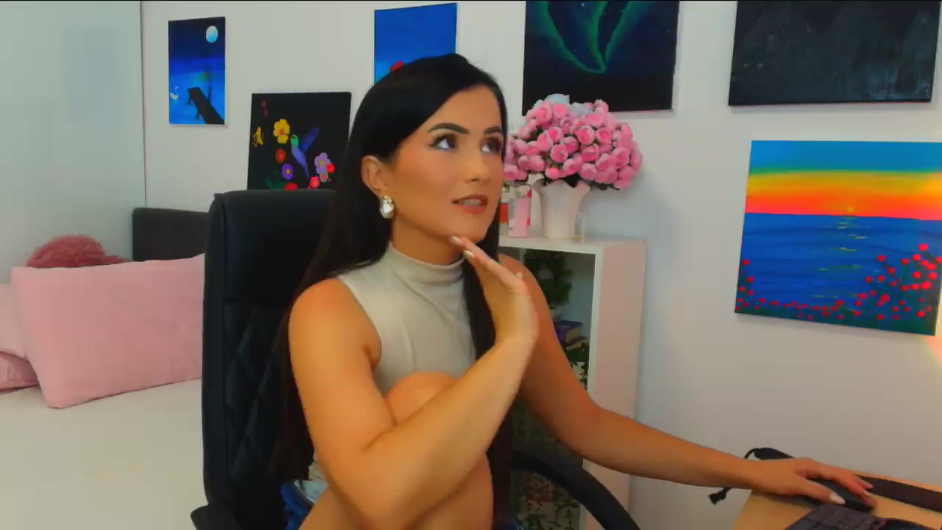 Gallery image thumbnail from Mayaaa's myfreecams stream on, 07/24/2026, 14:55 image 14 of 20