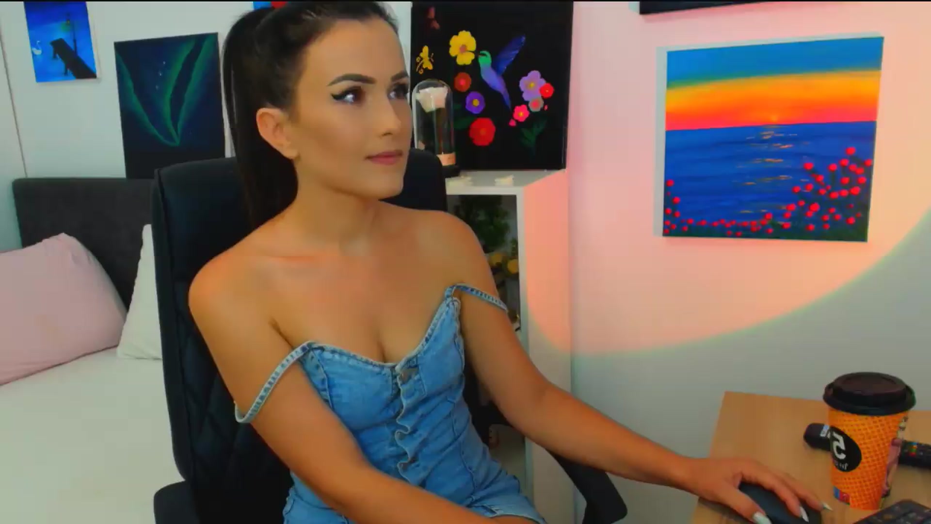 Gallery image thumbnail from Mayaaa's myfreecams stream on, 08/12/2026, 13:59 image 4 of 20