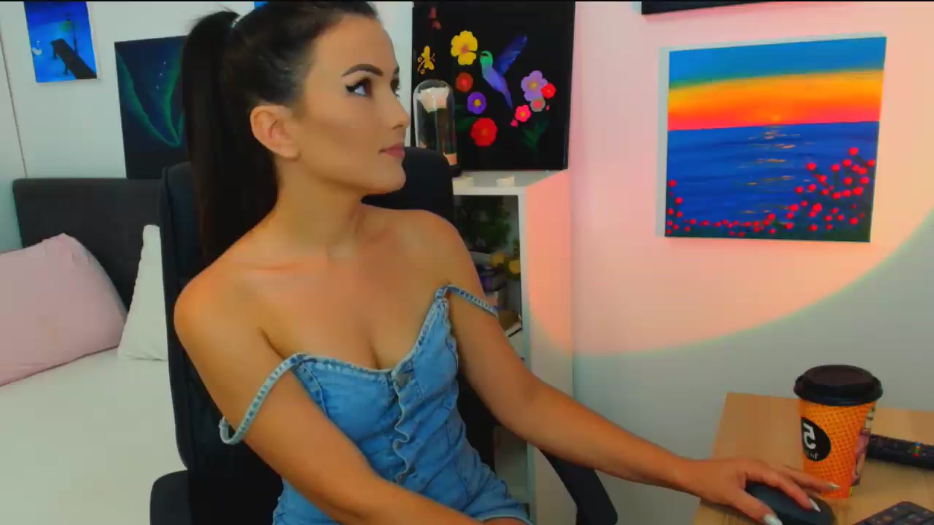 Gallery image thumbnail from Mayaaa's myfreecams stream on, 08/12/2026, 13:59 image 7 of 20