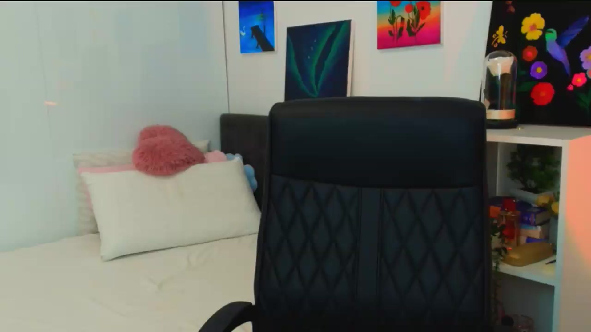 Gallery image thumbnail from Mayaaa's myfreecams stream on, 08/15/2026, 15:06 image 14 of 20