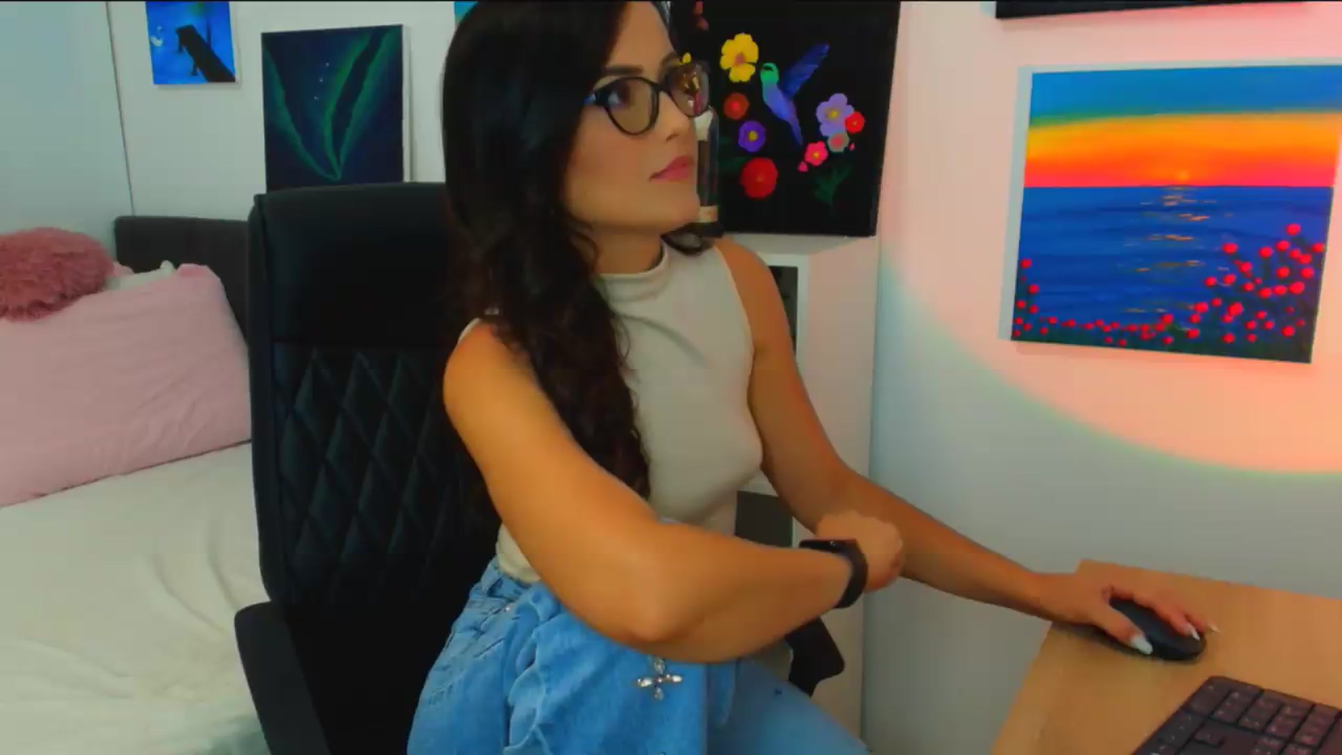 Gallery image thumbnail from Mayaaa's myfreecams stream on, 08/19/2026, 16:48 image 18 of 20