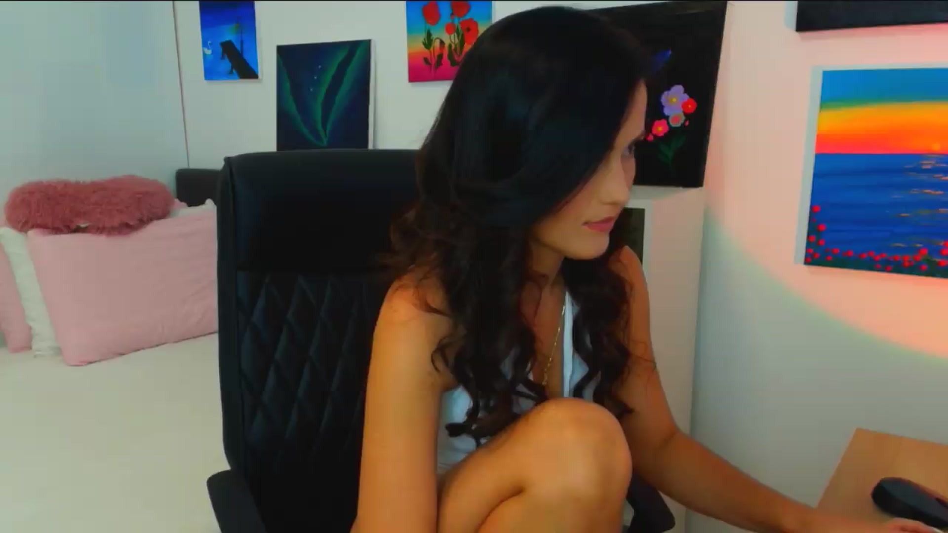 Gallery image thumbnail from Mayaaa's myfreecams stream on, 08/19/2026, 16:48 image 13 of 20