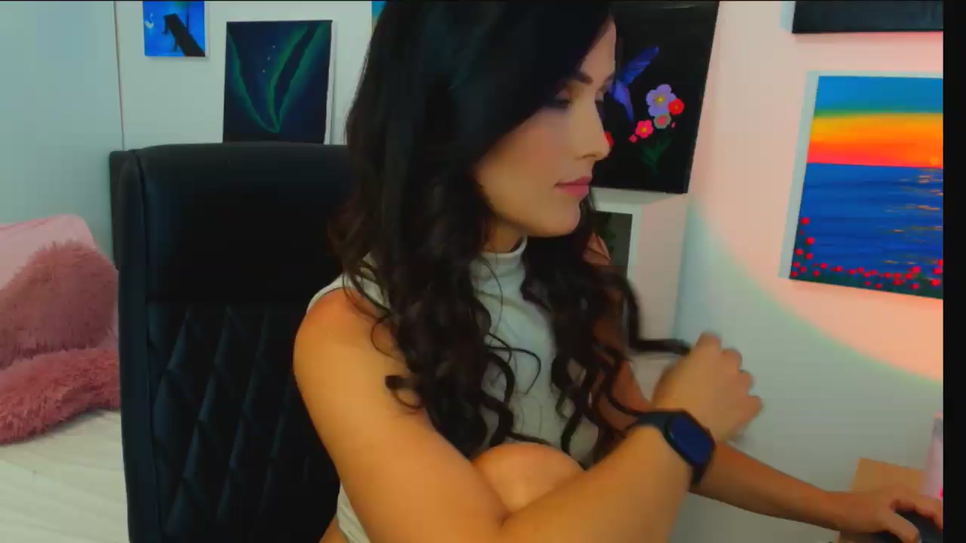 Gallery image thumbnail from Mayaaa's myfreecams stream on, 08/19/2026, 18:09 image 2 of 20