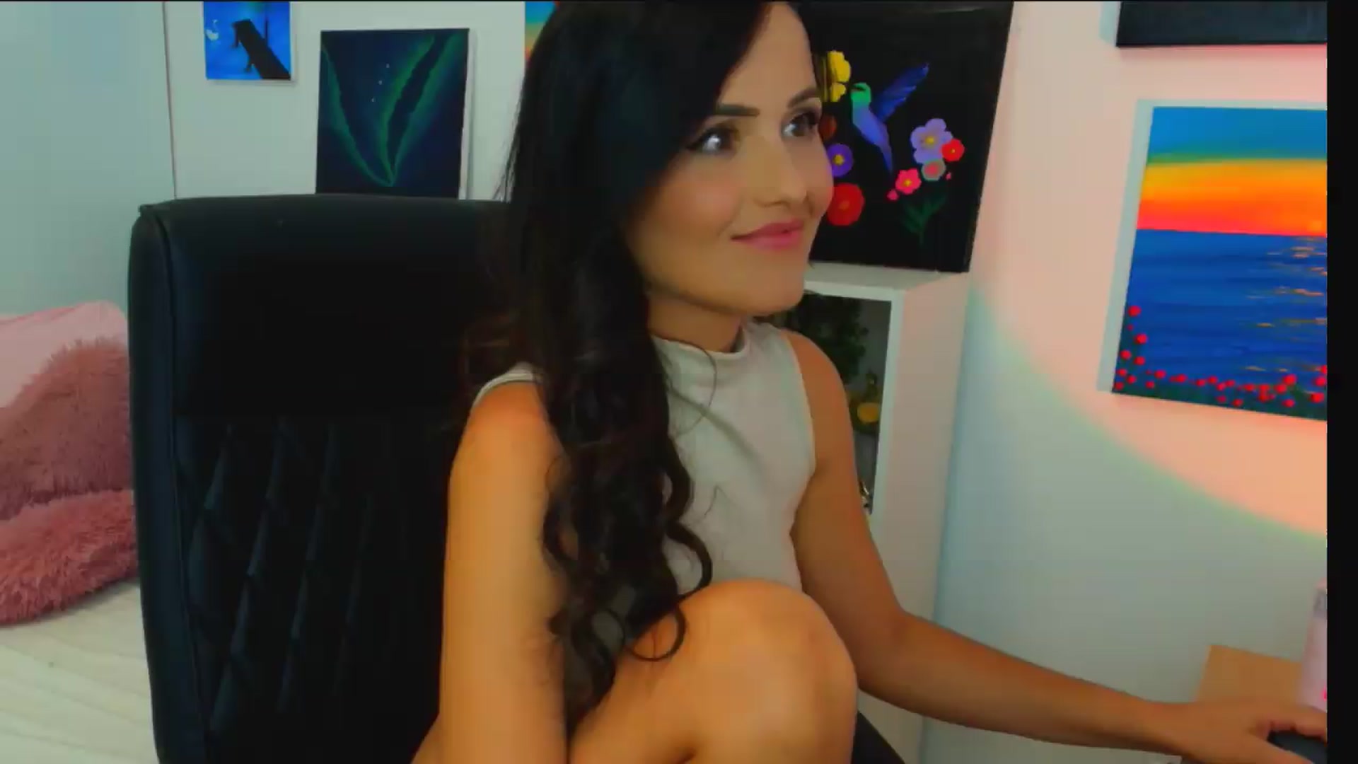 Gallery image thumbnail from Mayaaa's myfreecams stream on, 08/19/2026, 18:09 image 6 of 20