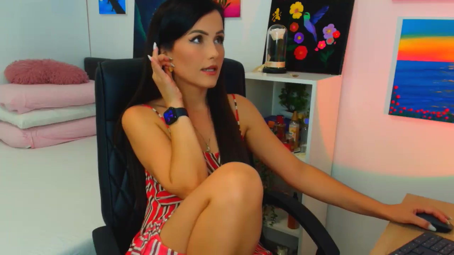 Gallery image thumbnail from Mayaaa's myfreecams stream on, 08/22/2026, 14:31 image 10 of 20