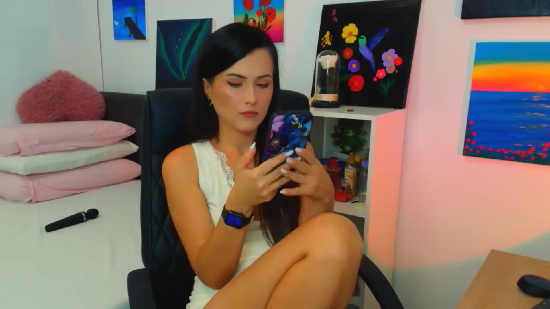 Gallery image thumbnail from Mayaaa's myfreecams stream on, 08/27/2026, 14:56 image 5 of 20