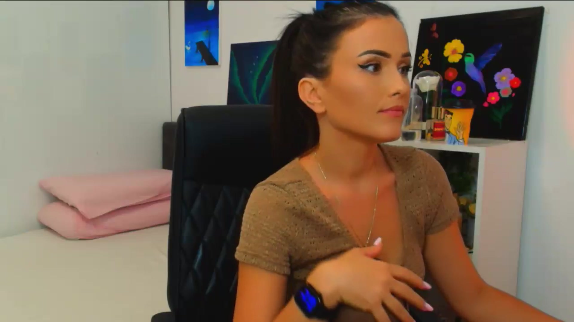 Gallery image thumbnail from Mayaaa's myfreecams stream on, 09/03/2026, 16:25 image 20 of 20