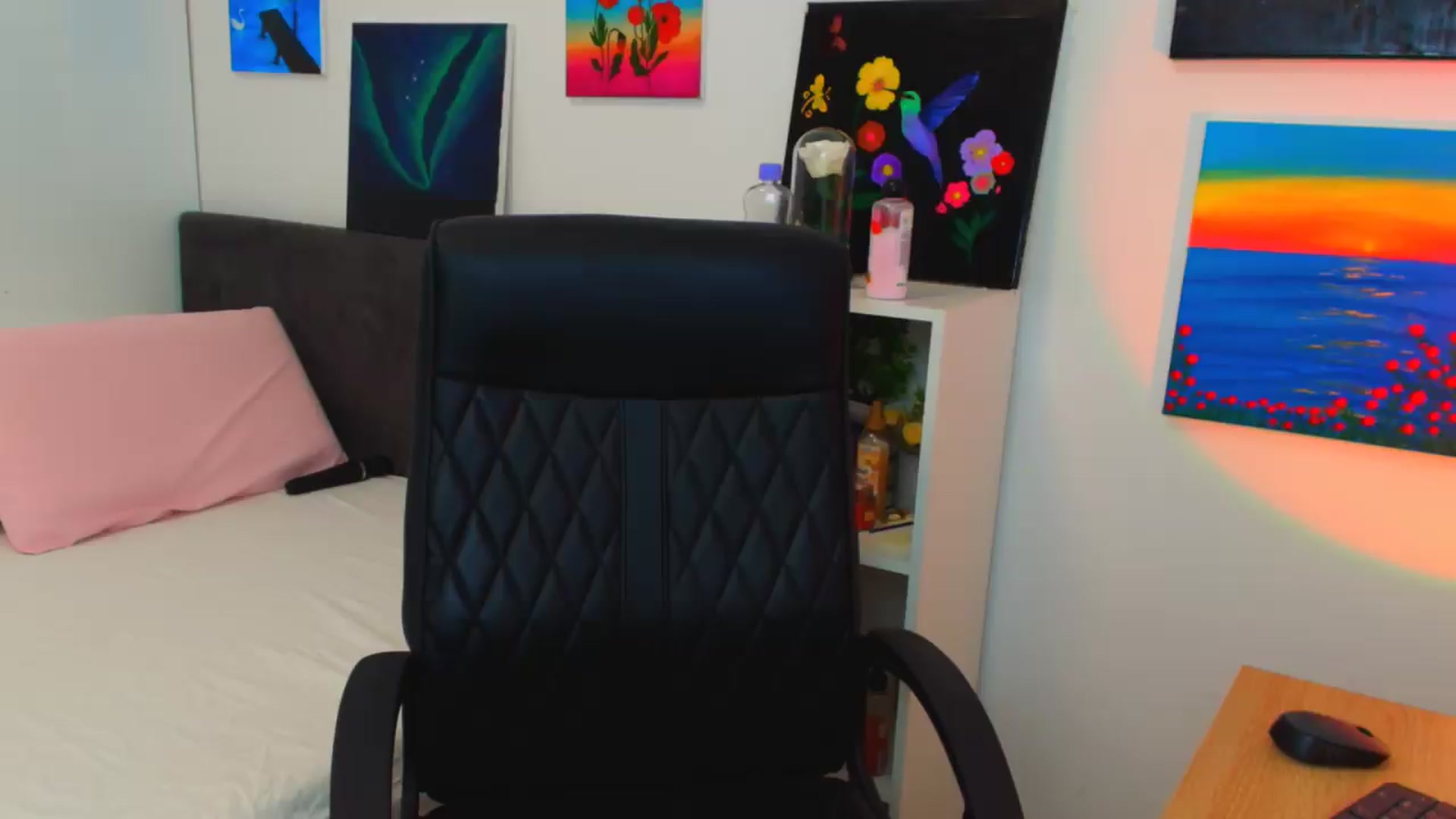 Gallery image thumbnail from Mayaaa's myfreecams stream on, 09/05/2026, 16:01 image 8 of 20