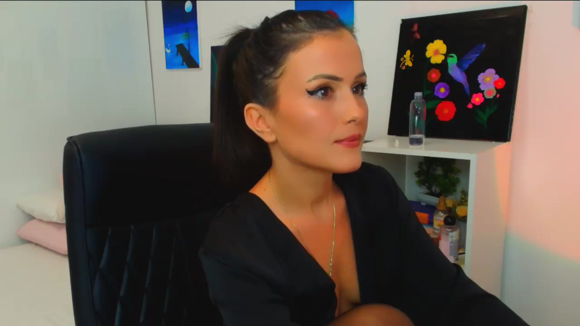 Gallery image thumbnail from Mayaaa's myfreecams stream on, 09/06/2026, 16:39 image 13 of 20