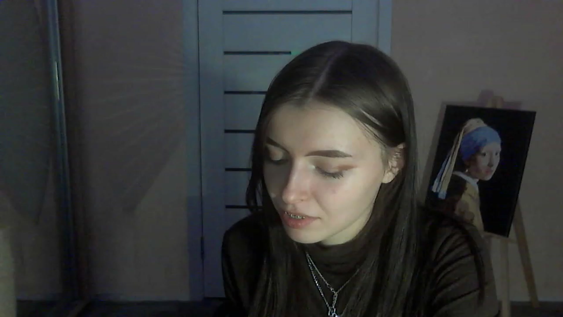 Gallery image thumbnail from MaybeMary's myfreecams stream on, 11/23/2023, 18:26 image 17 of 20