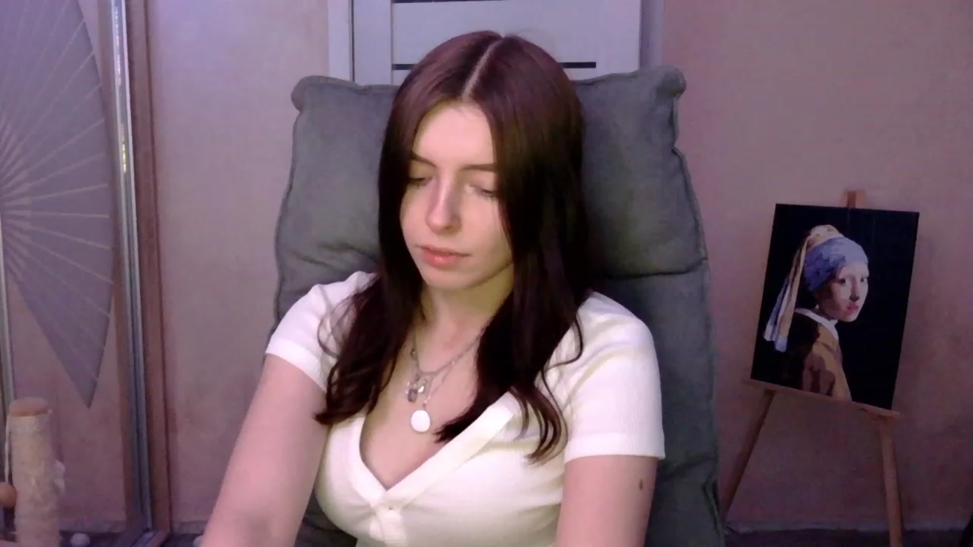 Gallery image thumbnail from MaybeMary's myfreecams stream on, 12/18/2023, 13:20 image 11 of 20