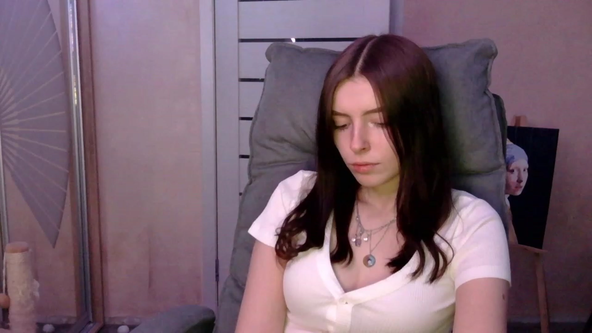 Gallery image thumbnail from MaybeMary's myfreecams stream on, 12/18/2023, 13:20 image 4 of 20