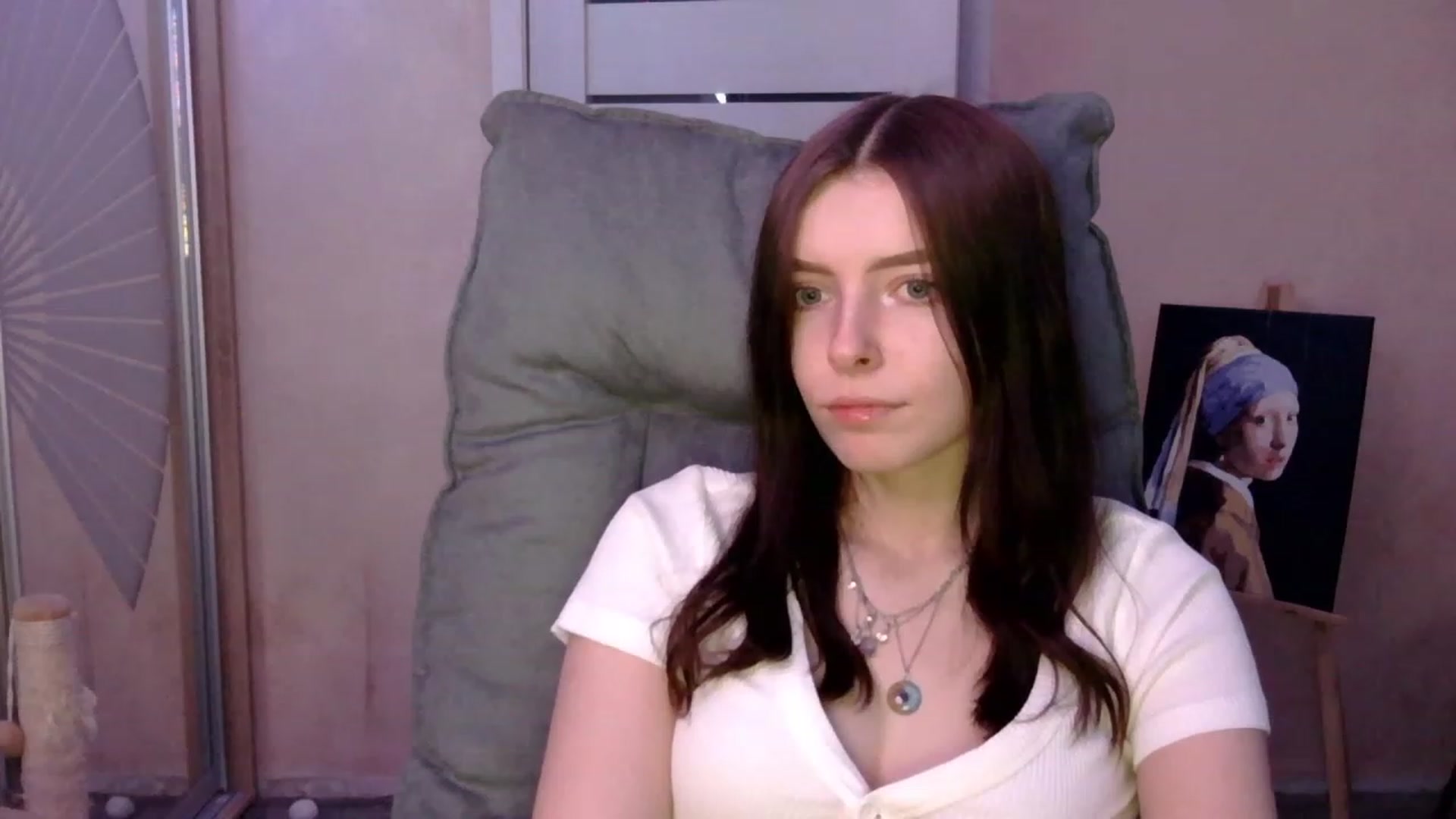 Gallery image thumbnail from MaybeMary's myfreecams stream on, 12/18/2023, 13:20 image 2 of 20