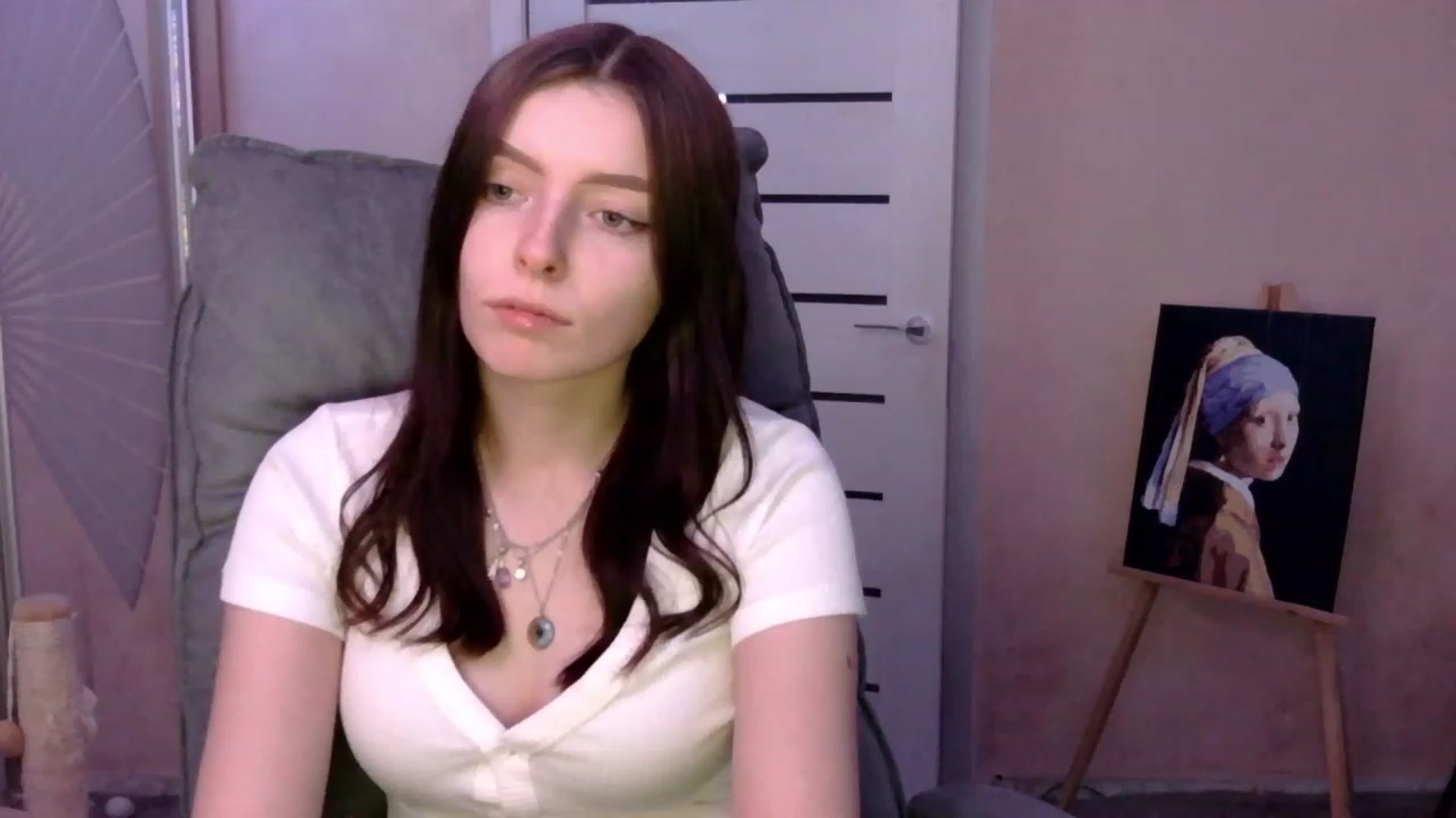 Gallery image thumbnail from MaybeMary's myfreecams stream on, 12/18/2023, 13:20 image 6 of 20