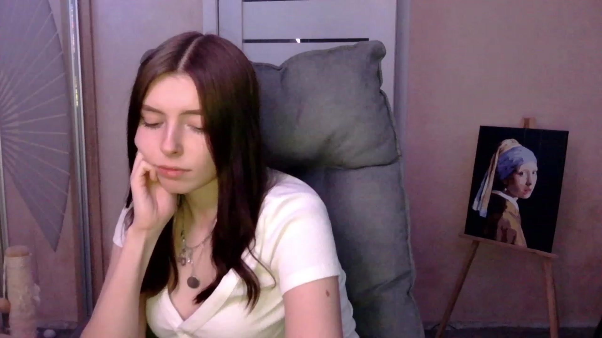 Gallery image thumbnail from MaybeMary's myfreecams stream on, 12/18/2023, 13:20 image 10 of 20