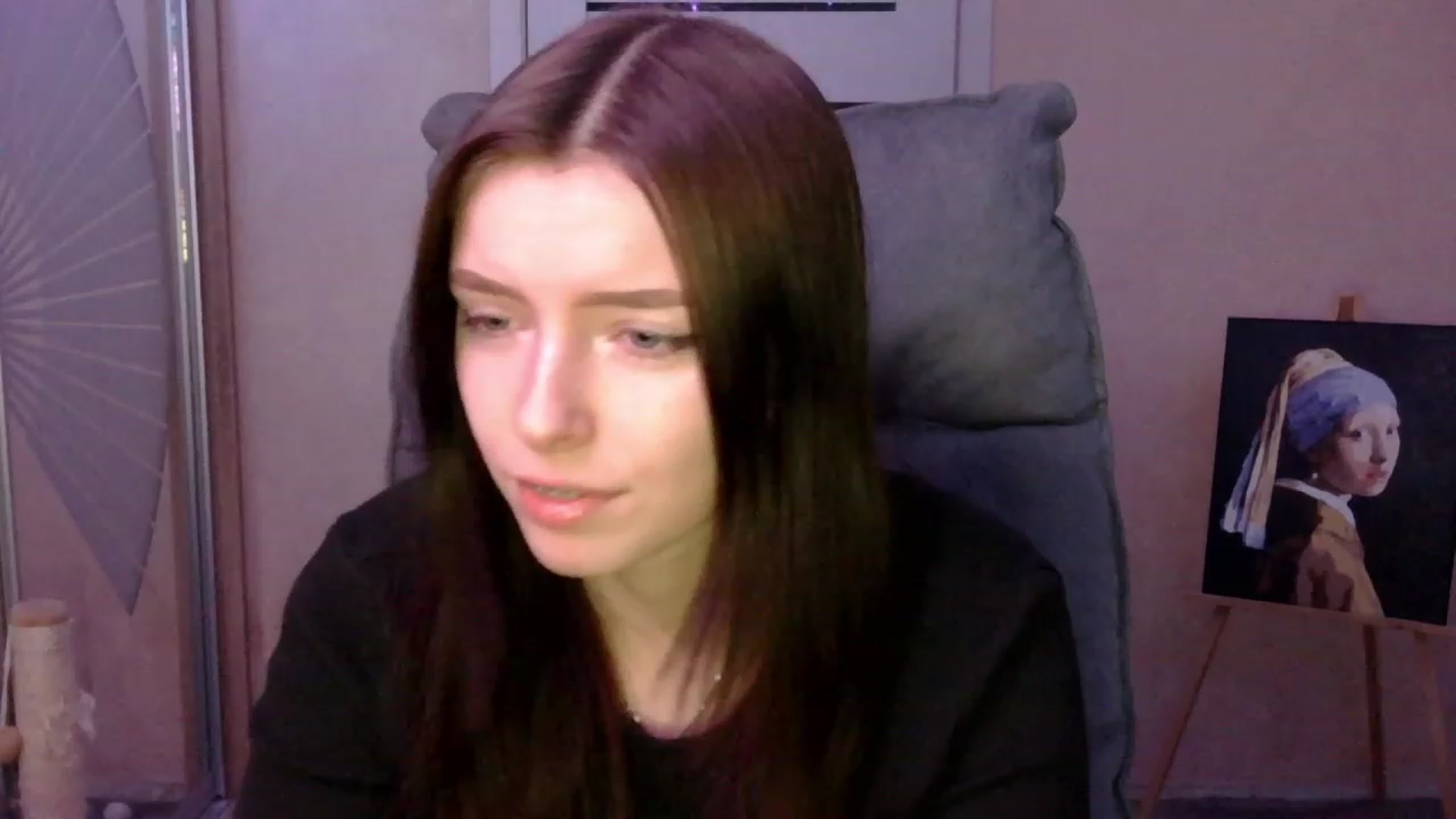 Gallery image thumbnail from MaybeMary's myfreecams stream on, 12/19/2023, 13:16 image 12 of 20