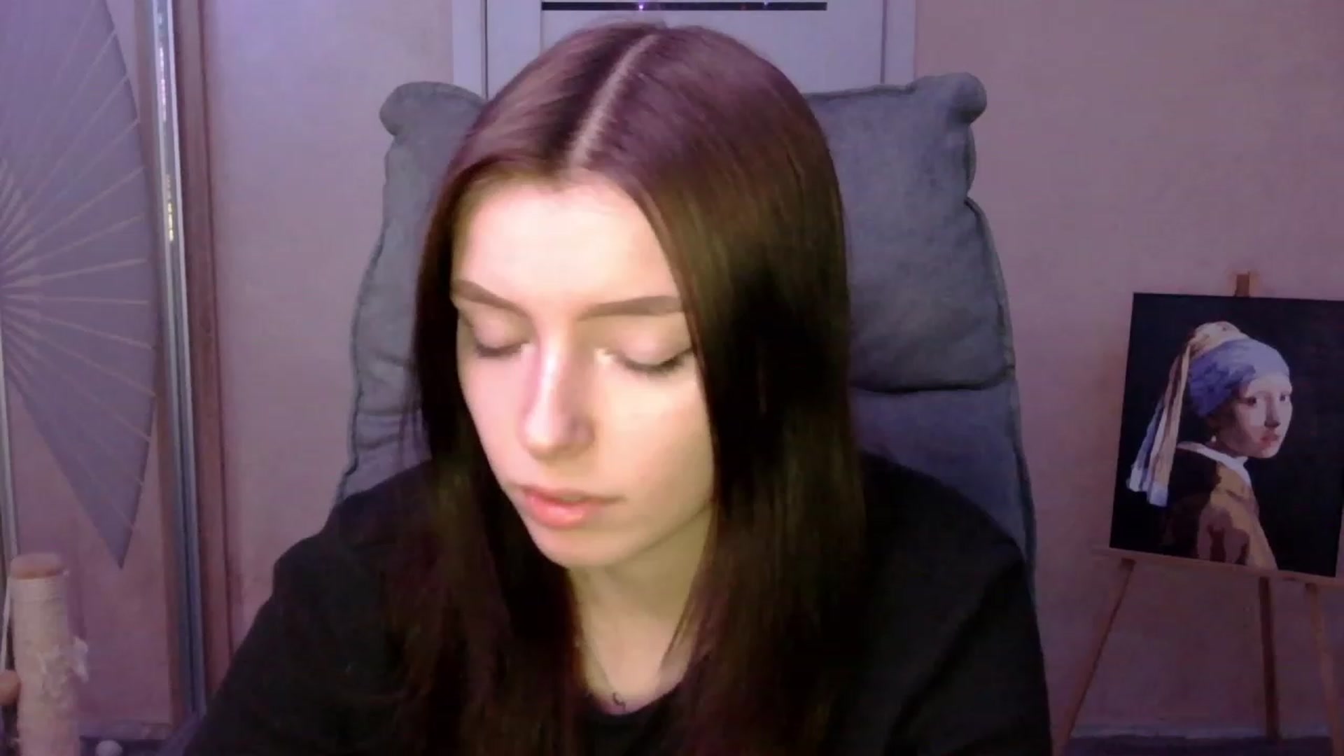 Gallery image thumbnail from MaybeMary's myfreecams stream on, 12/19/2023, 13:16 image 8 of 20