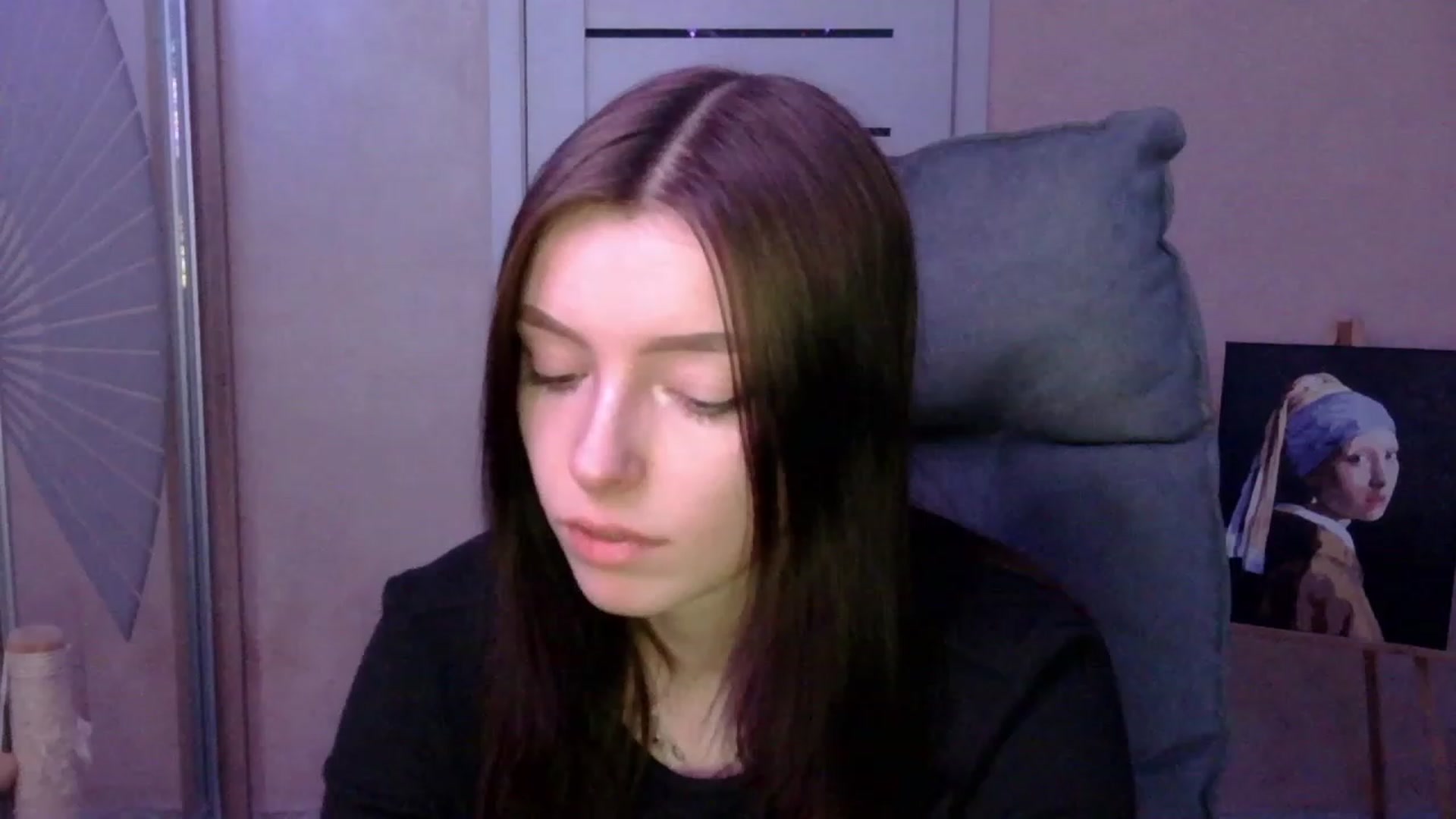Gallery image thumbnail from MaybeMary's myfreecams stream on, 12/19/2023, 14:31 image 12 of 20